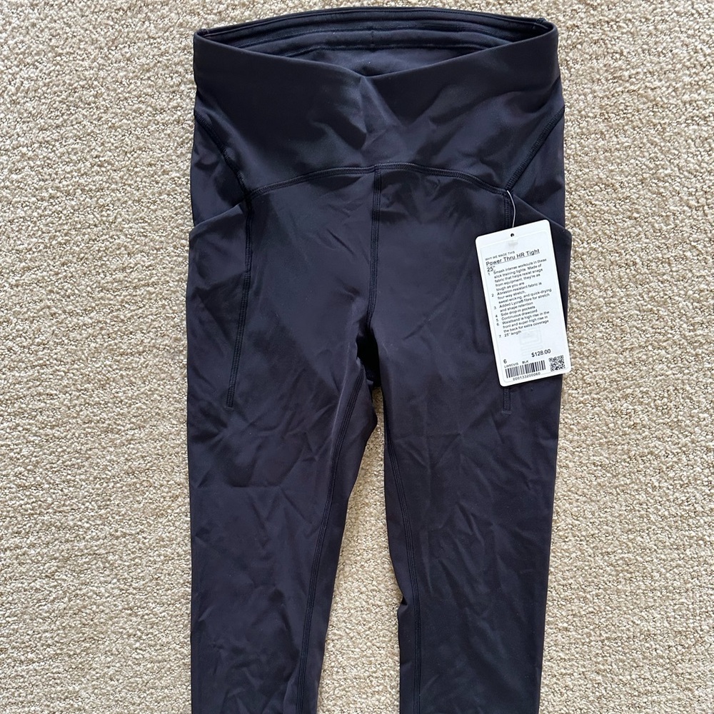 NWT - lululemon Power Thru HR Tight 25” size 6